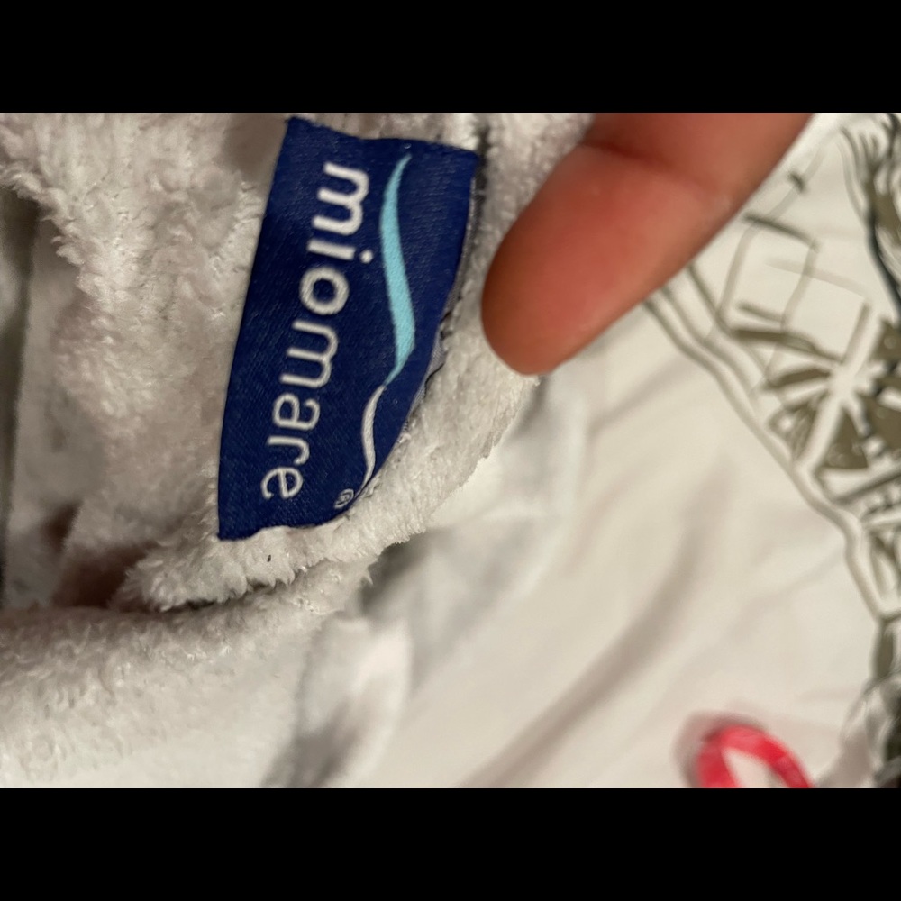 Marble Plush Robe with hood - Picture 5 of 9